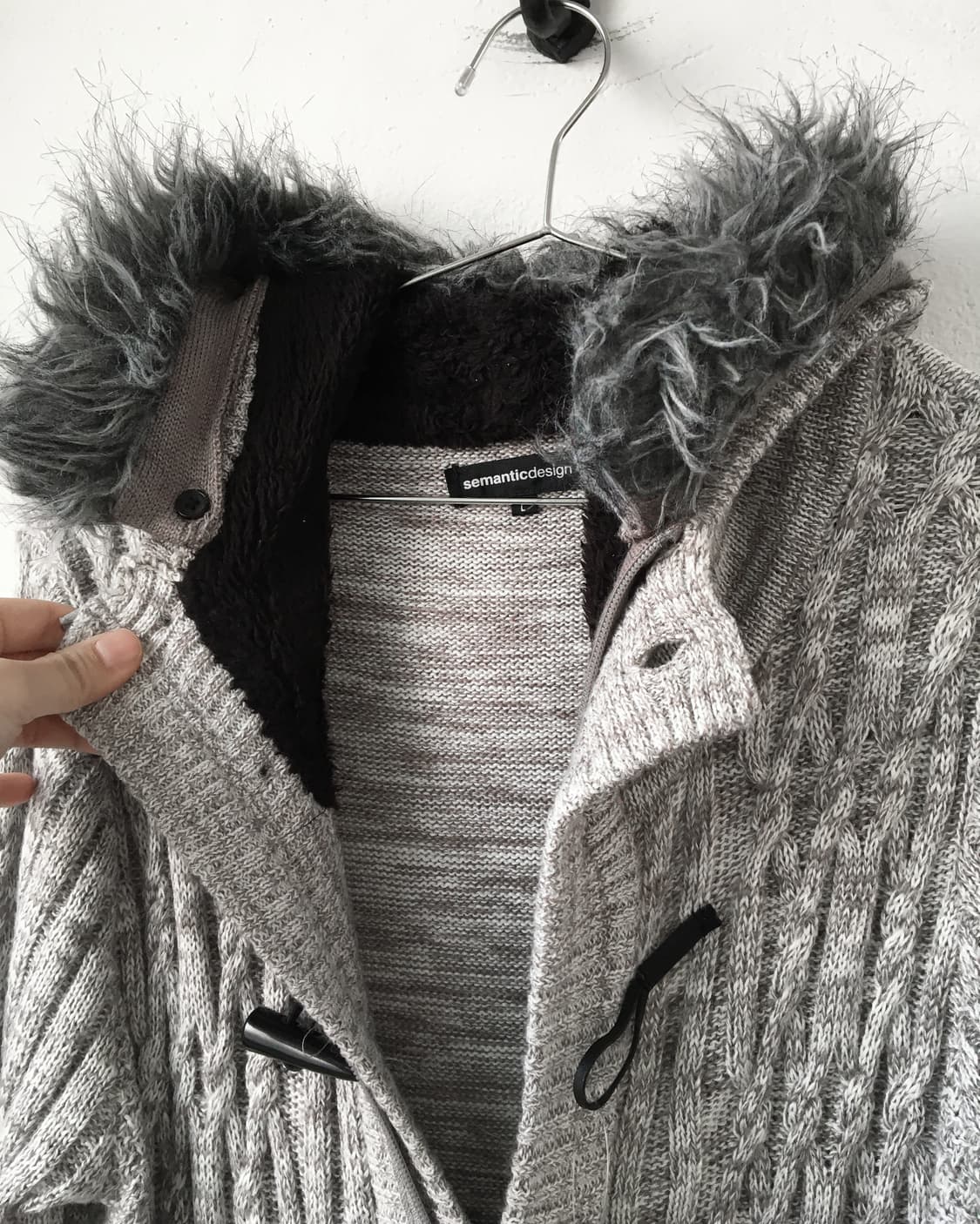 Fake fur hood duffle button knit cardiga 상품이미지4