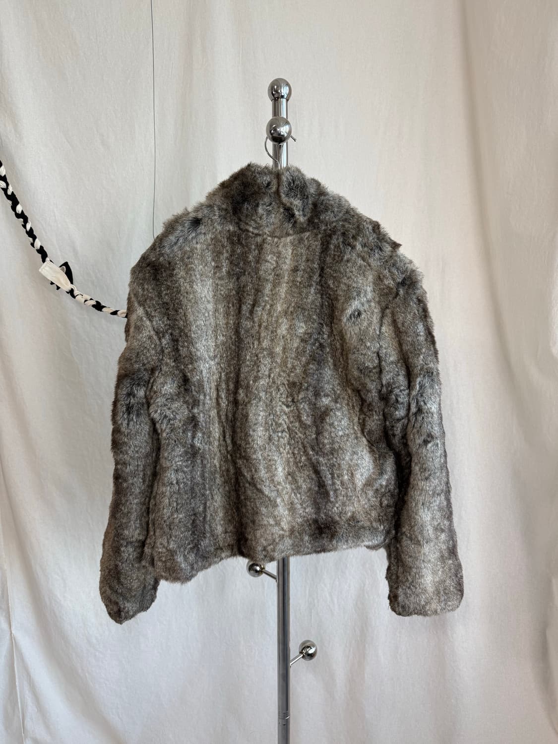 Shell Ray 페이크 퍼 자켓 상품이미지7