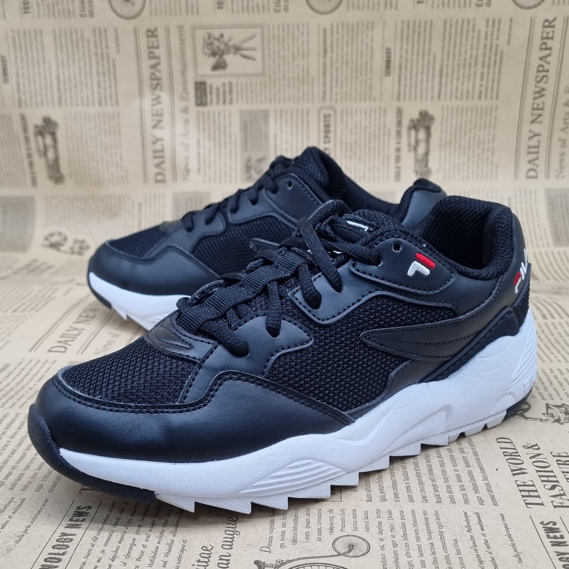 휠라 볼트 여성운동화235 상품이미지1