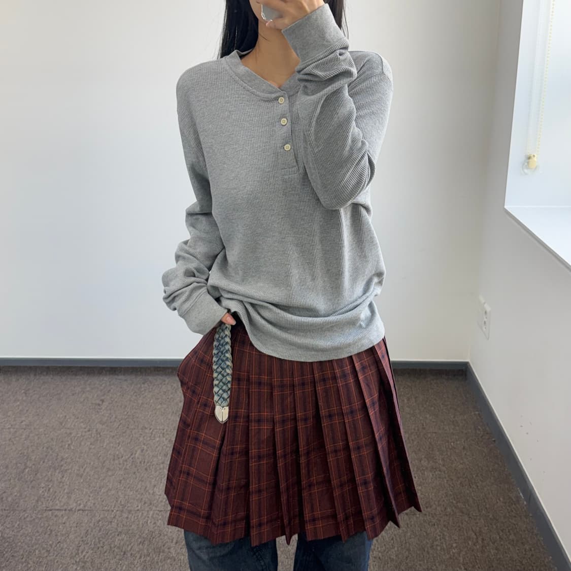 Levi’s 리바이스 헨리넥 그레이 니트 롱슬리브 상품이미지1