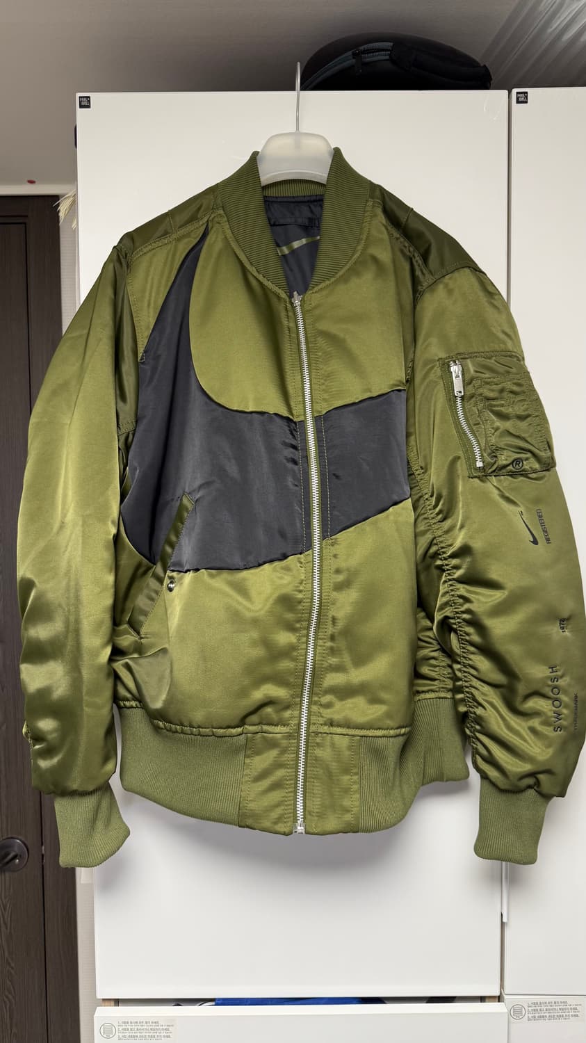 나이키 스우시 리버시블 봄버자켓 상품이미지3