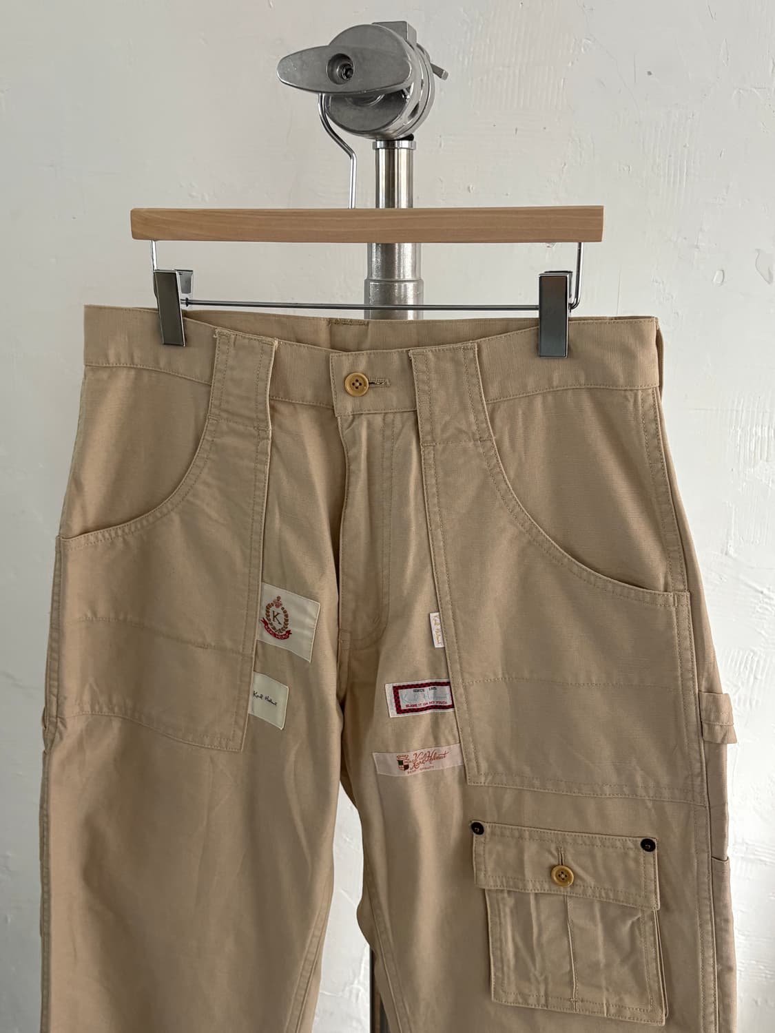 Karl Helmut 칼헬무트 핑크하우스 베이지 패치 카펜터 팬츠 상품이미지2