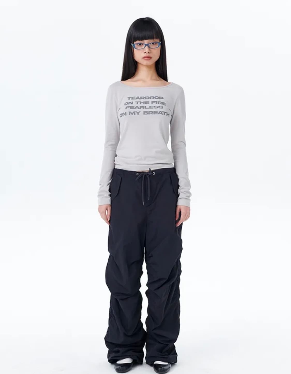 러닝하이 레터링 슬림 L/S 티 그레이 상품이미지1
