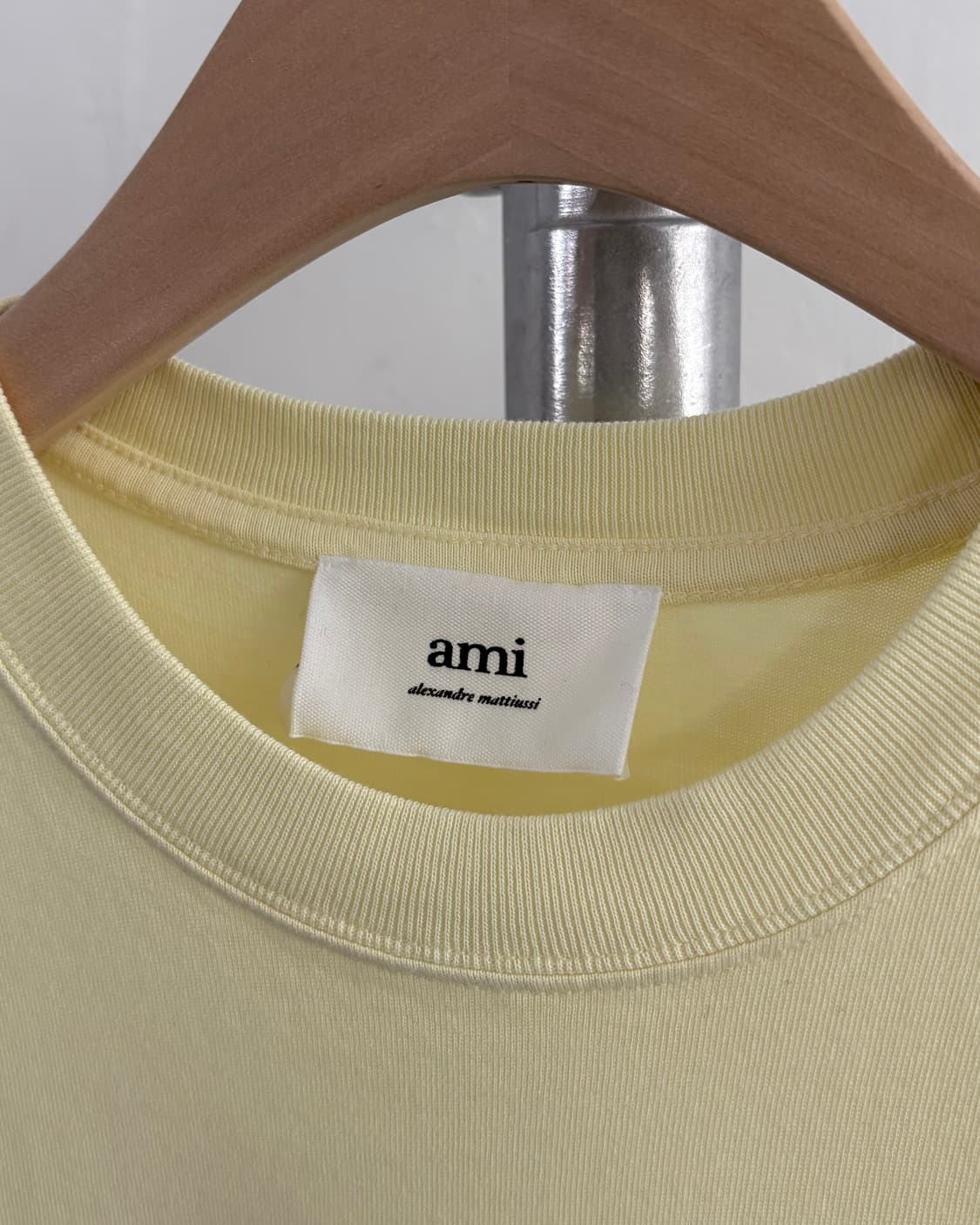 AMI 아미 하트로고 레몬 컬러 티셔츠 상품이미지3