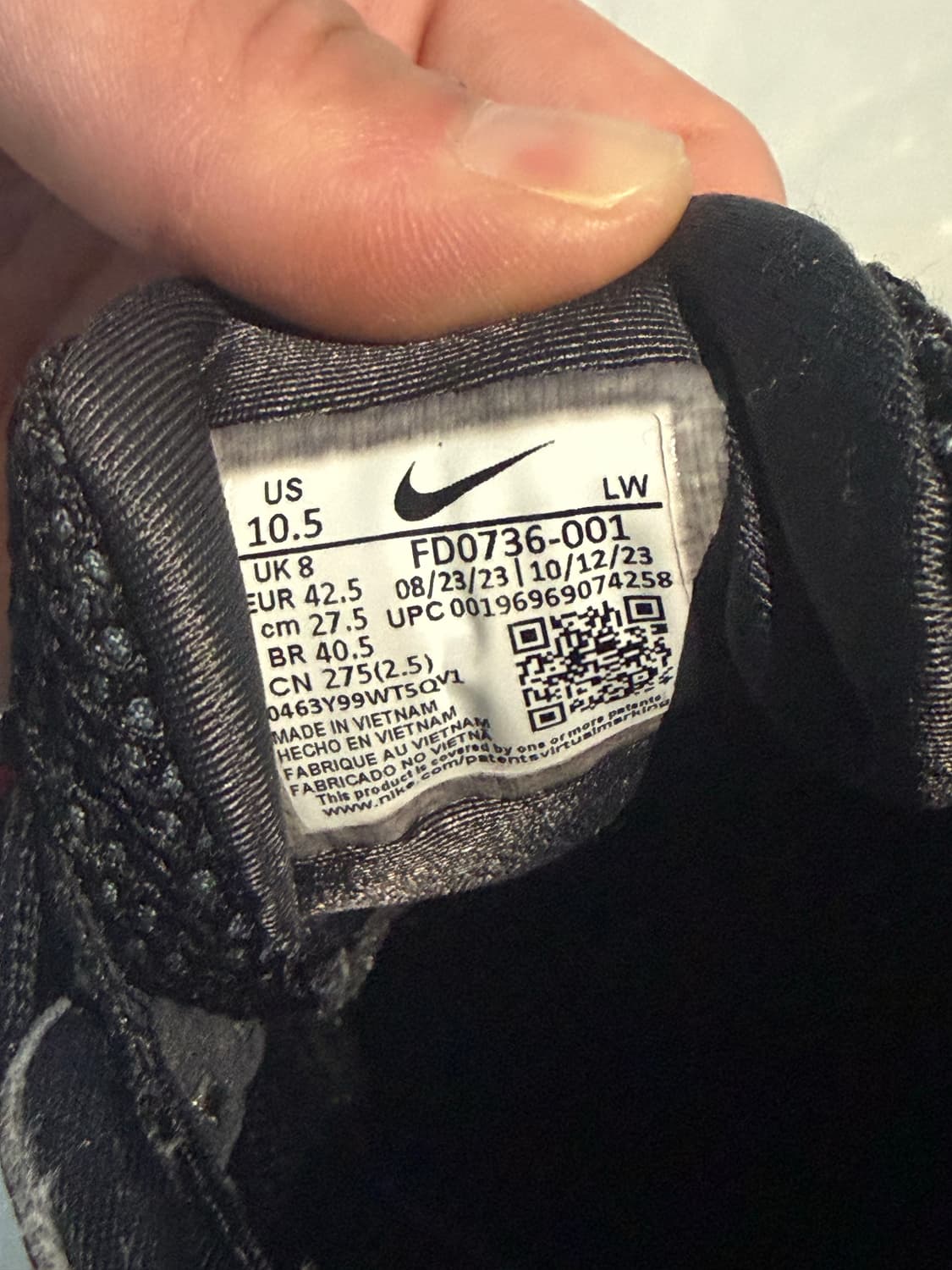 나이키V2K런 블랙/앤트러사이트/다크 스모크 그레이 275 사이즈 상품이미지5