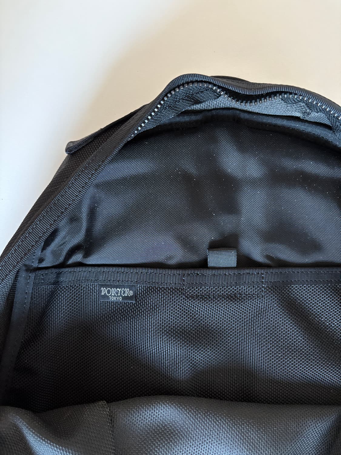 포터 히트 백팩 블랙 상품이미지4