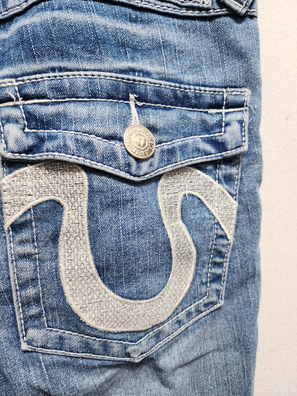 트루릴리젼 백로고 부츠컷 벨보텀 팬츠 상품이미지3