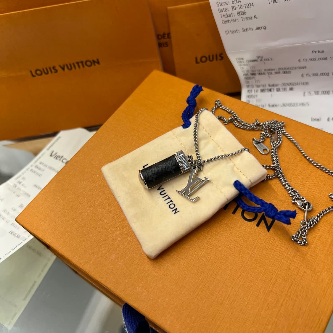 루이비통 모노그램 이클립스 참스 목걸이 상품이미지3