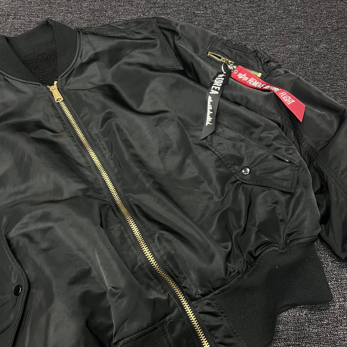 알파인더스트리 x 디네댓 콜라보 리버시블 ma-1  상품이미지2