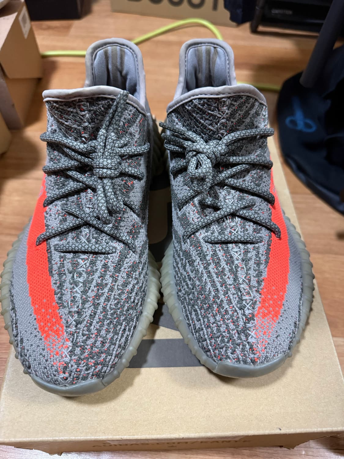 [250] 아디다스 이지부스트 350 벨루가 초판 상품이미지2