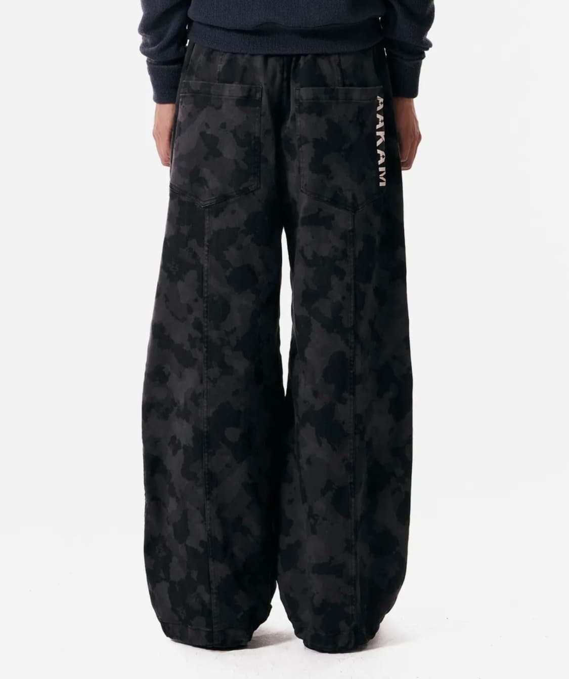 아캄 Knee Pin-tuck Camouflage Twill Pants 상품이미지2