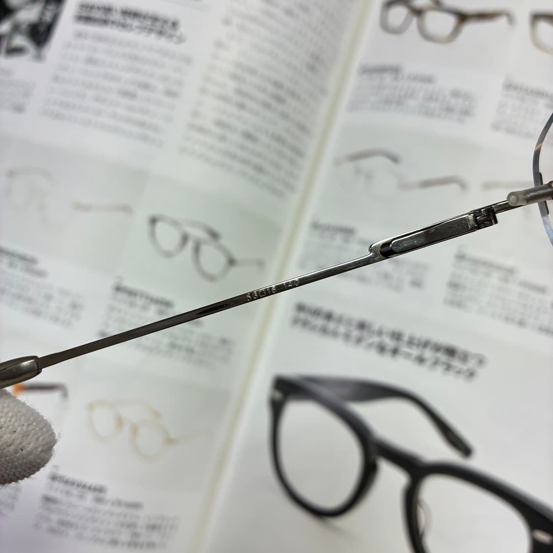 Louis Feraud Paris루이 페로 실버 티타늄 무테 안경 상품이미지6