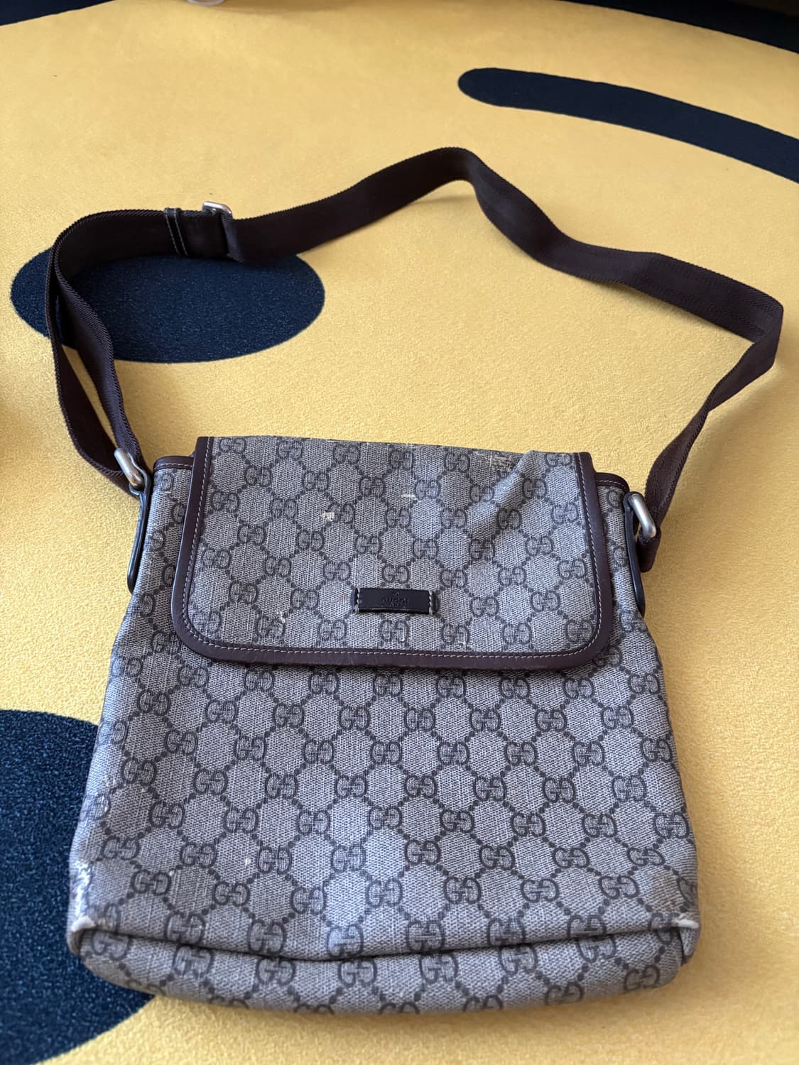 구찌 GG 수프림 캔버스 메신저 크로스백 상품이미지1