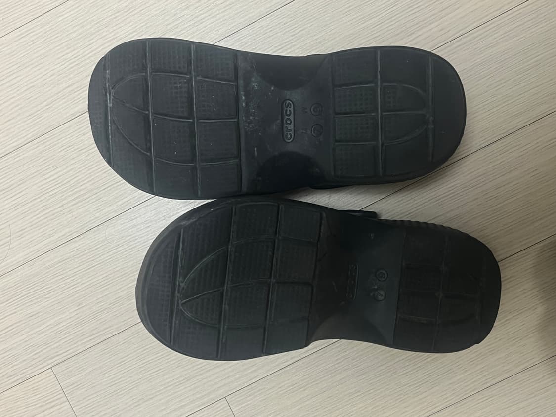 크록스 스톰프 클로그 260 상품이미지4