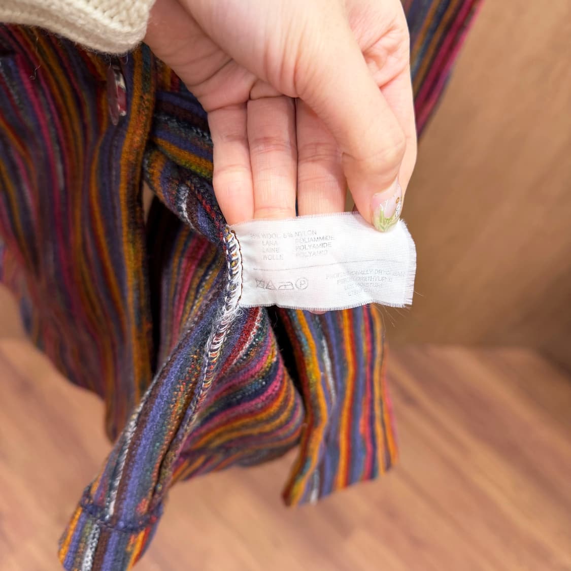 미쏘니 롱 니트 가디건 자켓 테일러드 카라 스트라이프 패턴 디테일 레드 상품이미지7