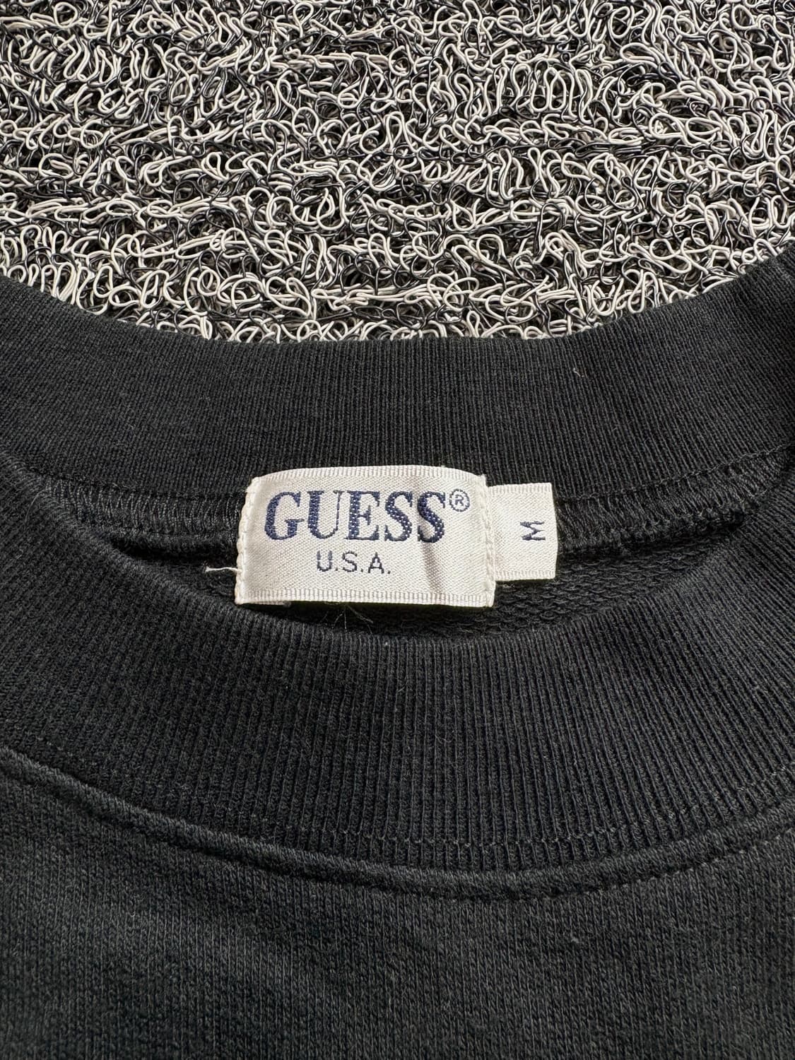 90s USA 게스 센터 자수 빅로고 크루넥 맨투맨 2624 상품이미지3