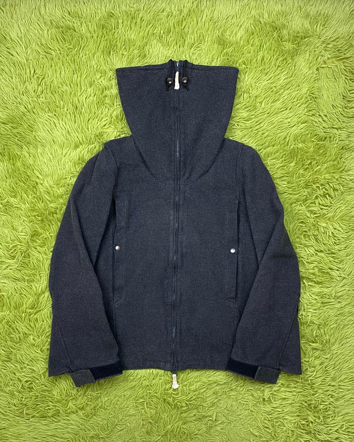 뷰티 비스트 99 AW 컬렉션 “Sunflowers” 닌자 하이 넥 자켓 상품이미지3