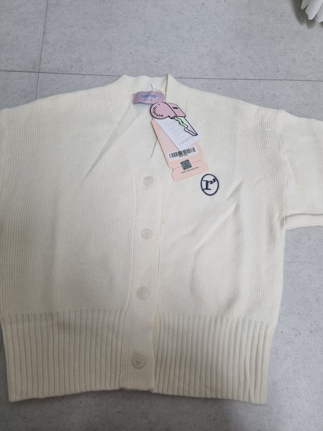 로라로라 가디건 새상품 (민니 착용) 상품이미지4