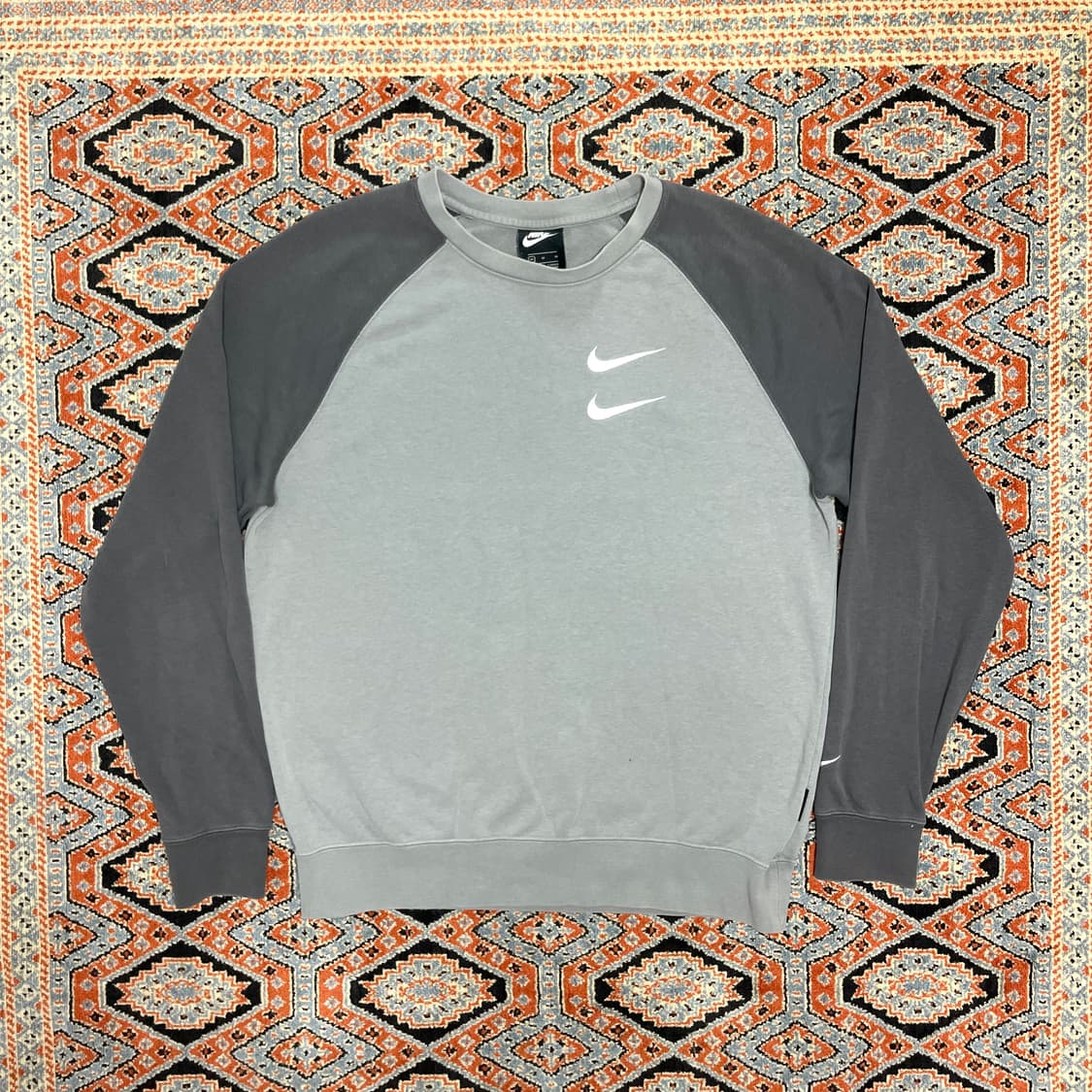 나이키 스우시로고 차콜 나그랑 맨투맨 남성M 상품이미지1