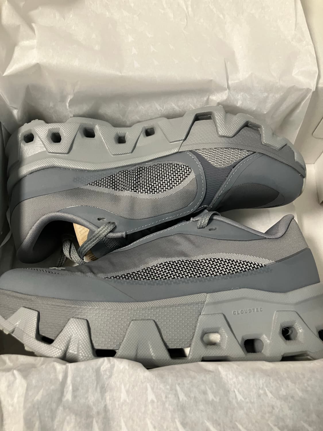 포스트아카이브 온러닝 파프온 그레이 240 상품이미지1