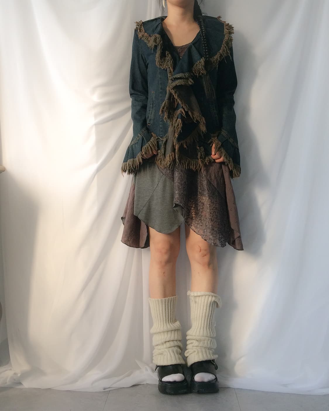 Fringe point ruffle denim jacket 상품이미지1