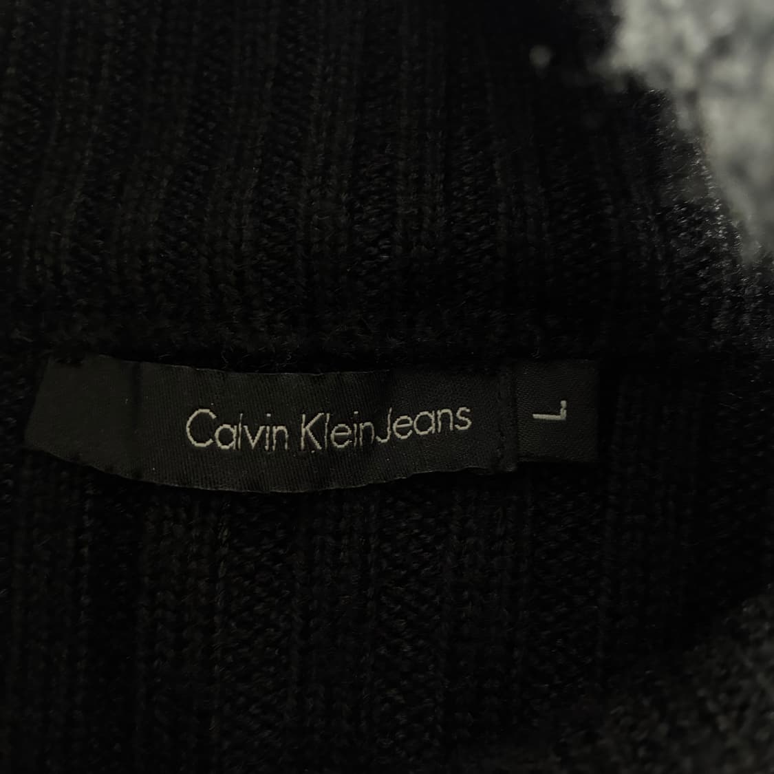 Calvin klein  캘빈클라인 울 블랙 투웨이 니트 집업  상품이미지5