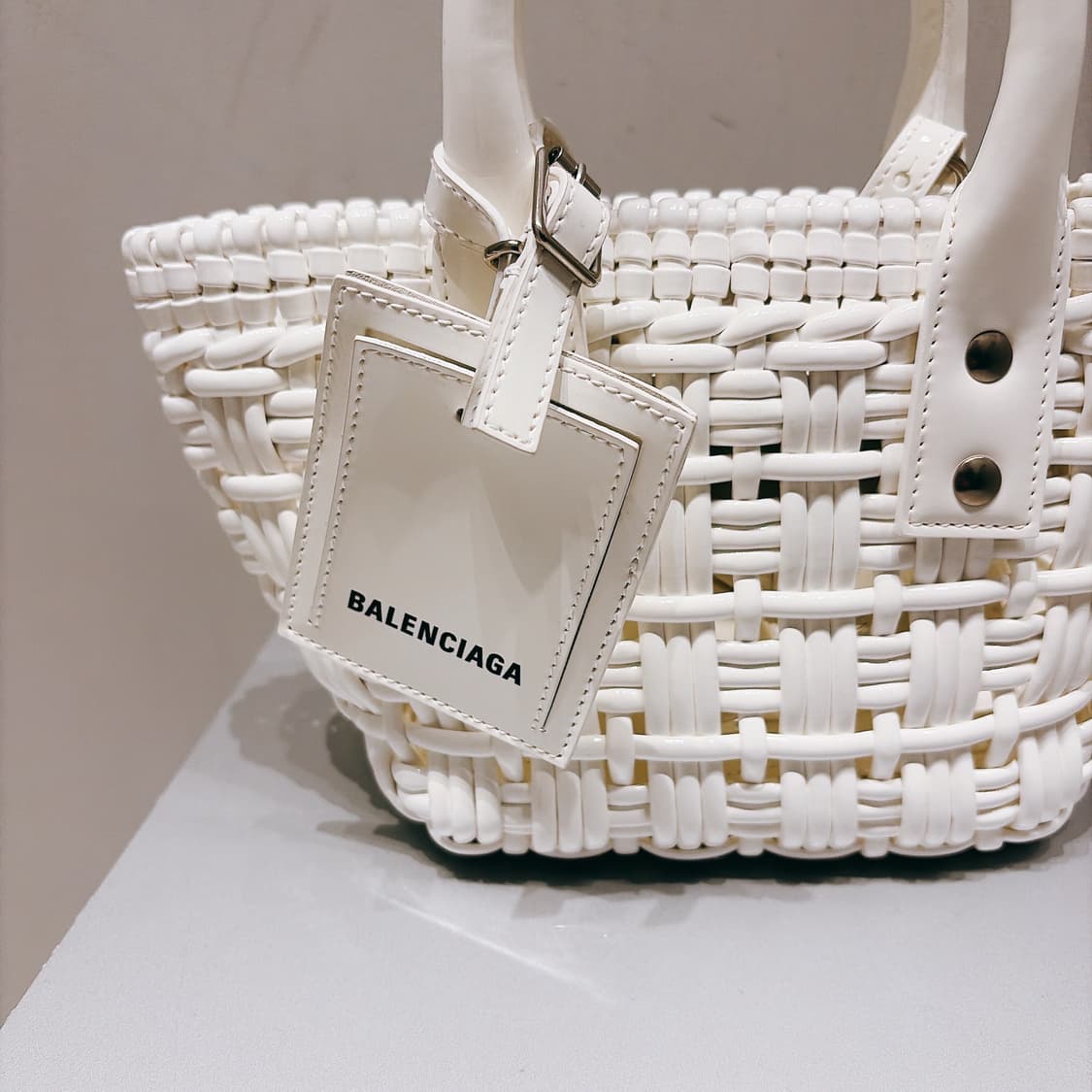 (정품/새상품) 발렌시아가 여성 화이트 비스트로 XXS 토트백 숄더백 상품이미지2