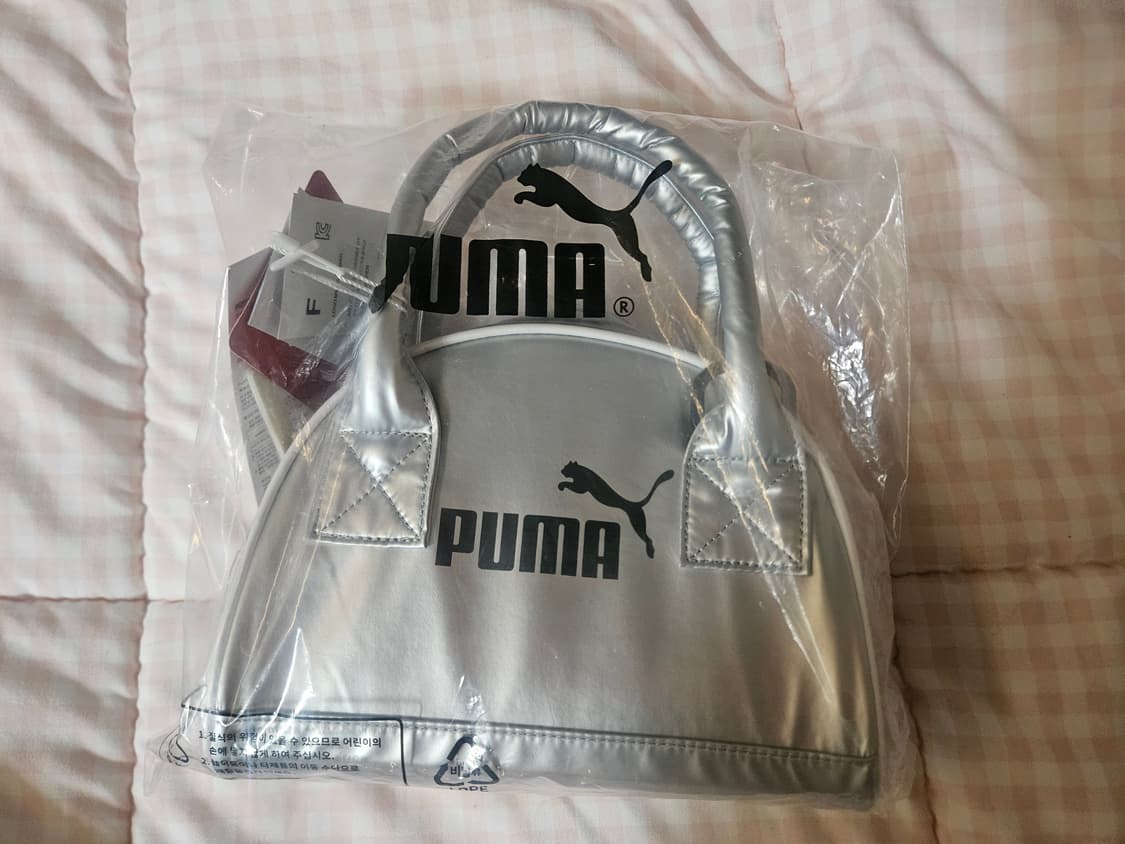 푸마 로고 미니 토트백 새상품  상품이미지4