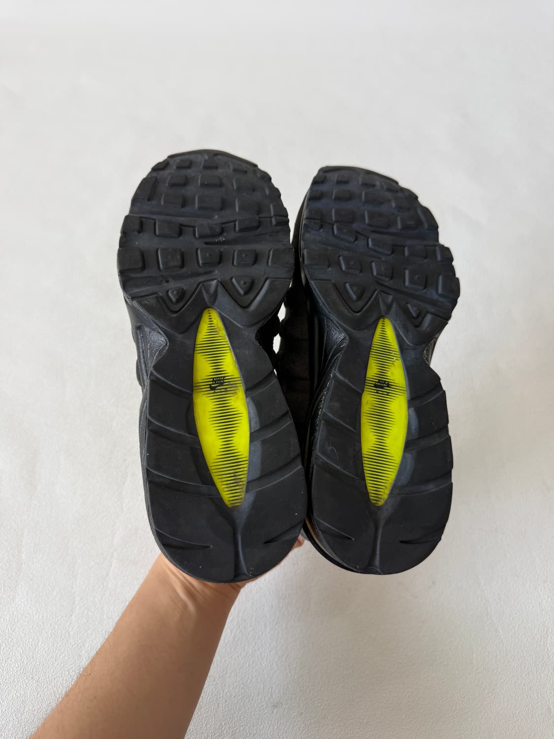 [245]나이키(NIKE) 에어맥스 95 형광 GS 상품이미지9