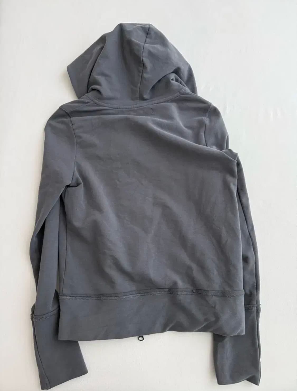 코이세이오 스티치 후드집업 차콜 상품이미지2