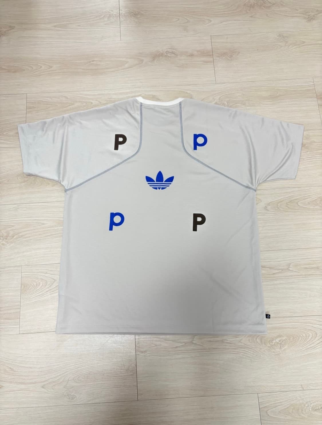 아디다스 x 팝트레이딩 테크 반팔 티셔츠 L 상품이미지2