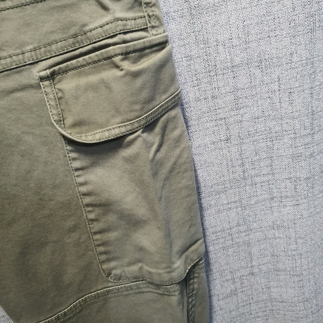 DKNY 디케이앤와이 카키 카고 조거팬츠  상품이미지3