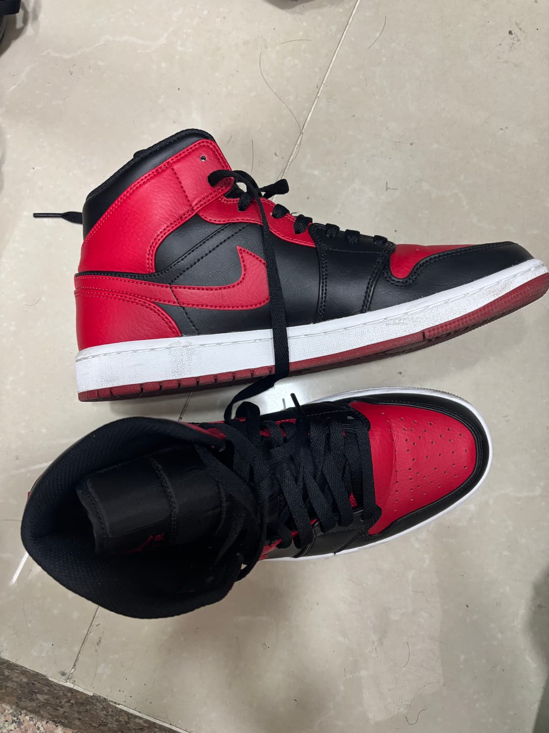 조던1 미드 상품이미지2