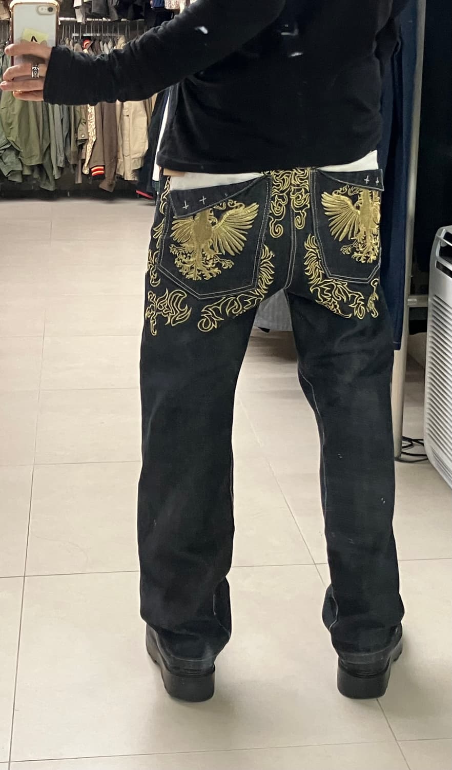 크라운 홀더 금장 자수 블랙 데님 팬츠 32 상품이미지9