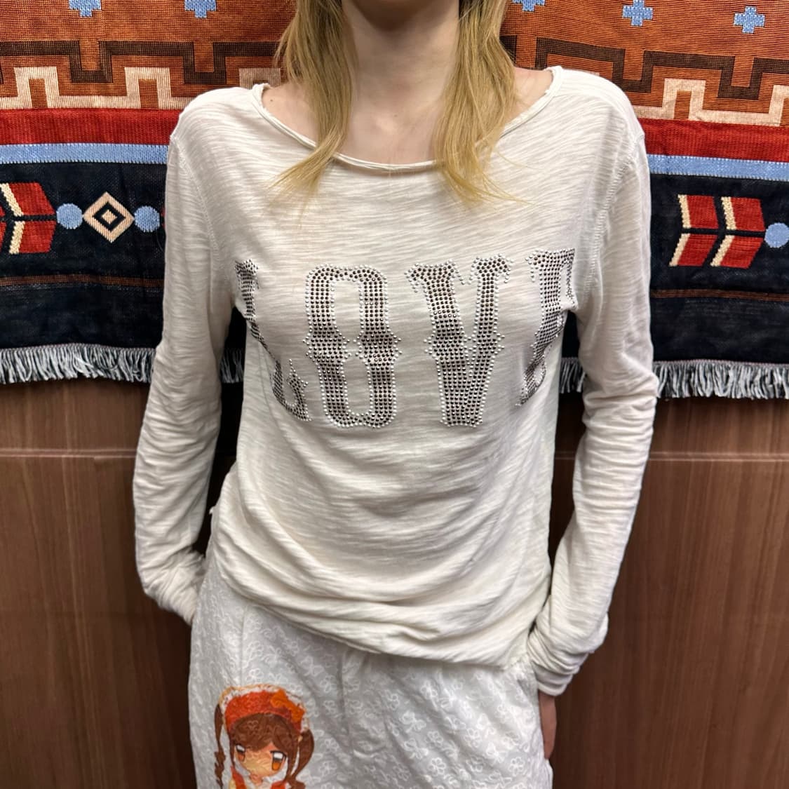 Ivory Crystal Lettering Long-Sleeve T-Sh 상품이미지2