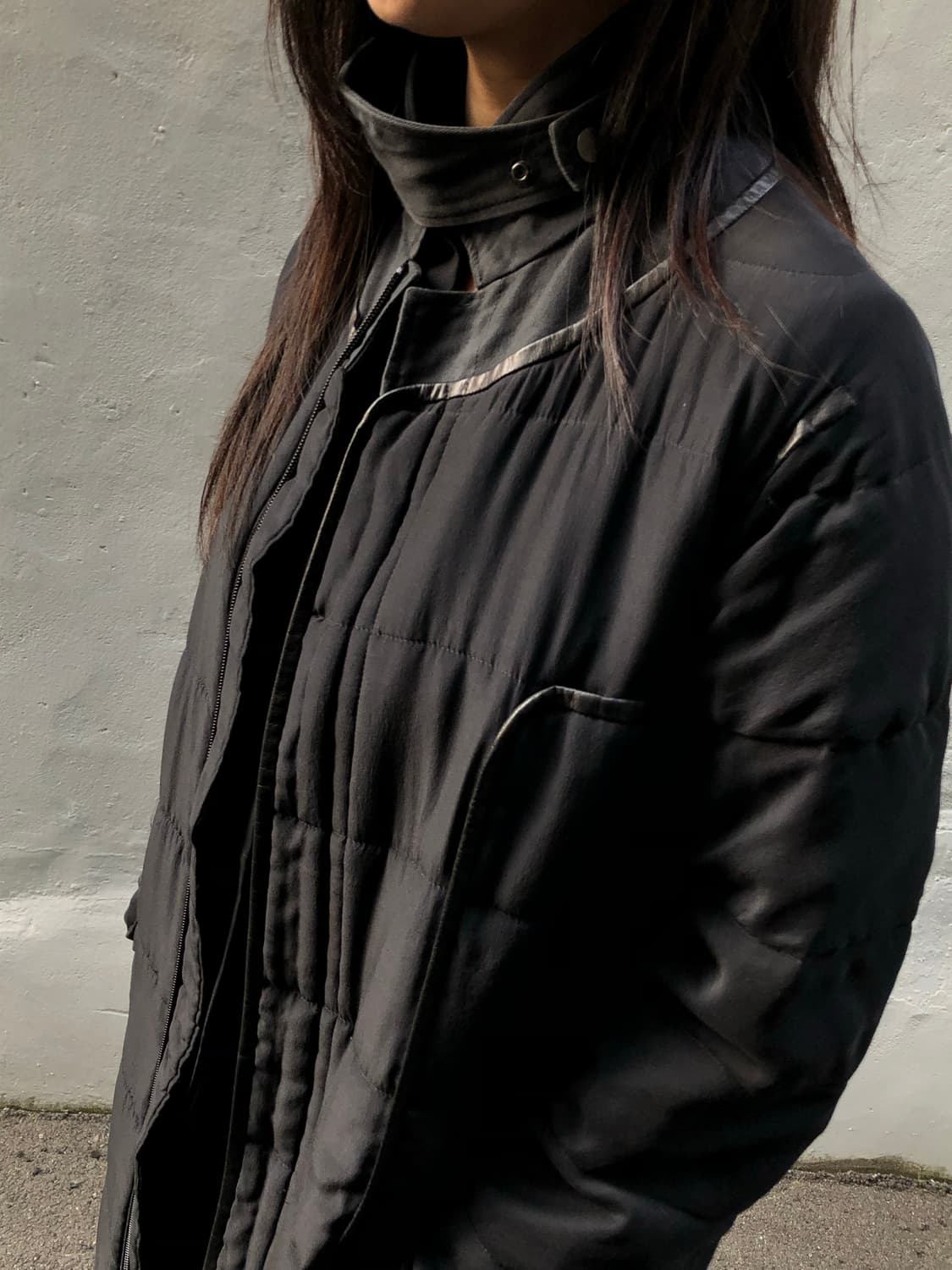 언더커버 하이넥 실크 레더 코트  상품이미지2