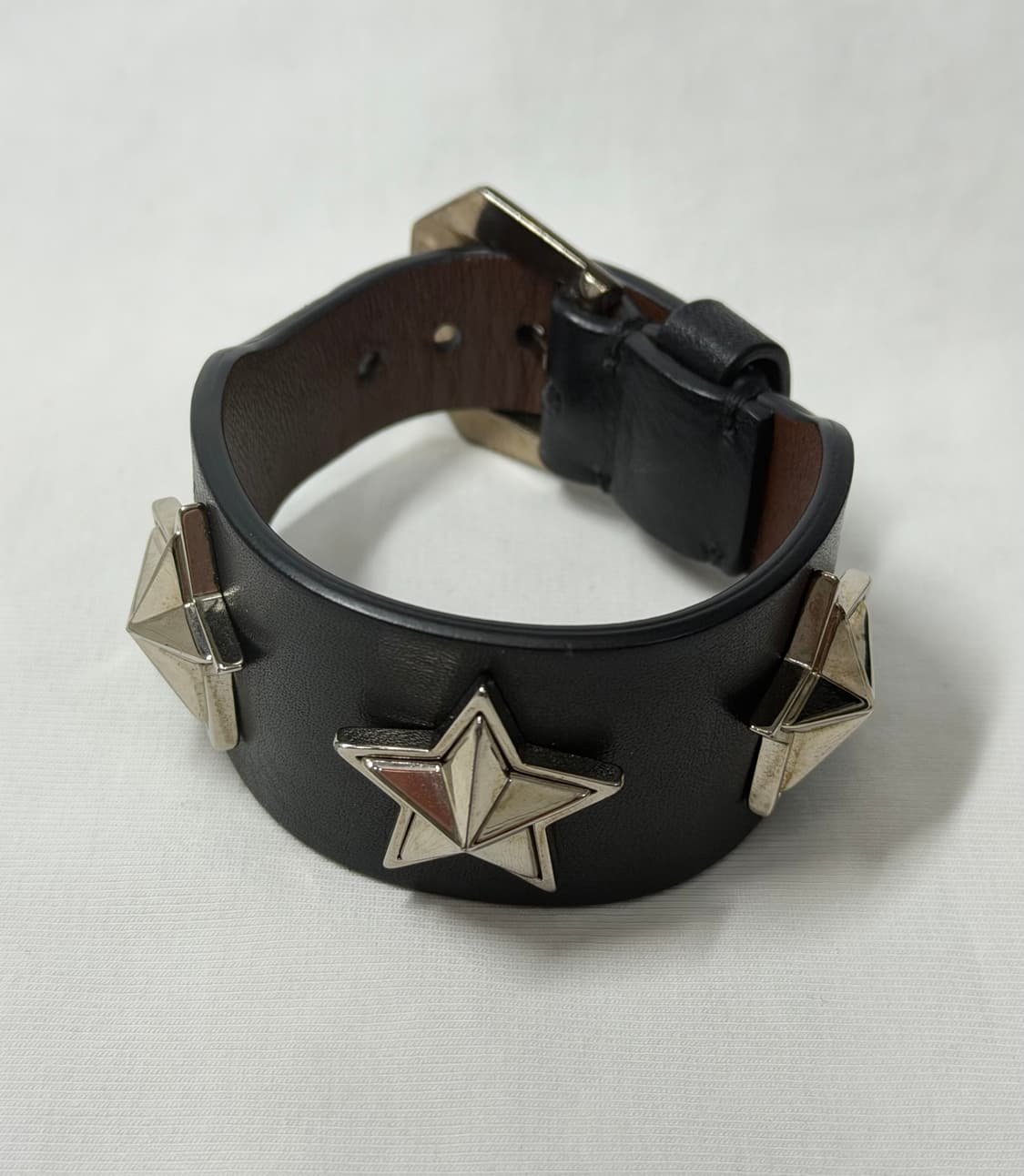 지방시 스타레더 팔찌 상품이미지1