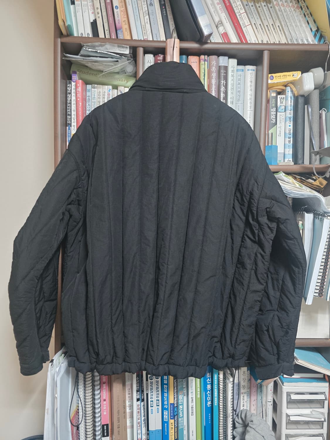 유니폼브릿지 세로 라이트 퀄팅 경량 패딩 자켓
 L  상품이미지2