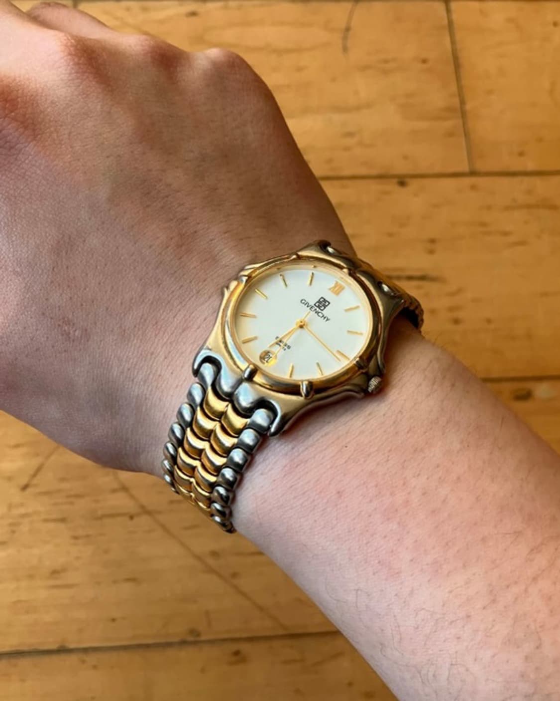 Givenchy 지방시 실버 골드 트라이벌 빈티지 쿼츠 시계 상품이미지3