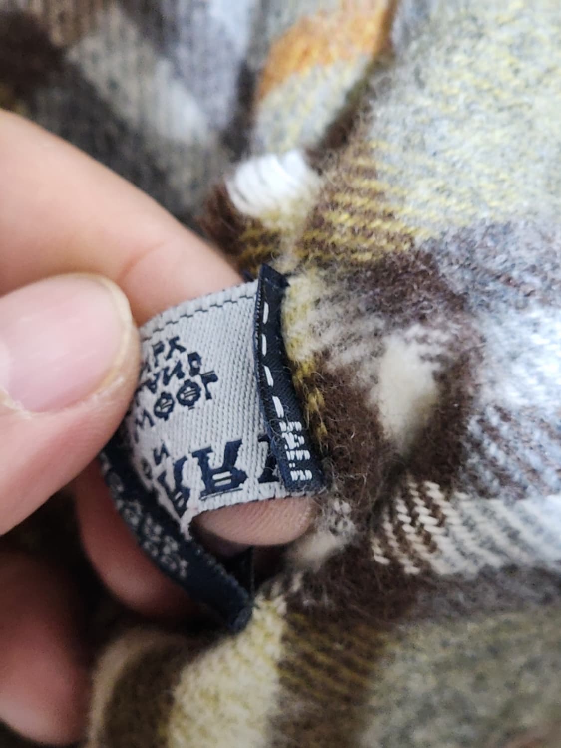 (정품) 버버리 목도리 체크 머플러 카키 램스울 영국판  상품이미지6