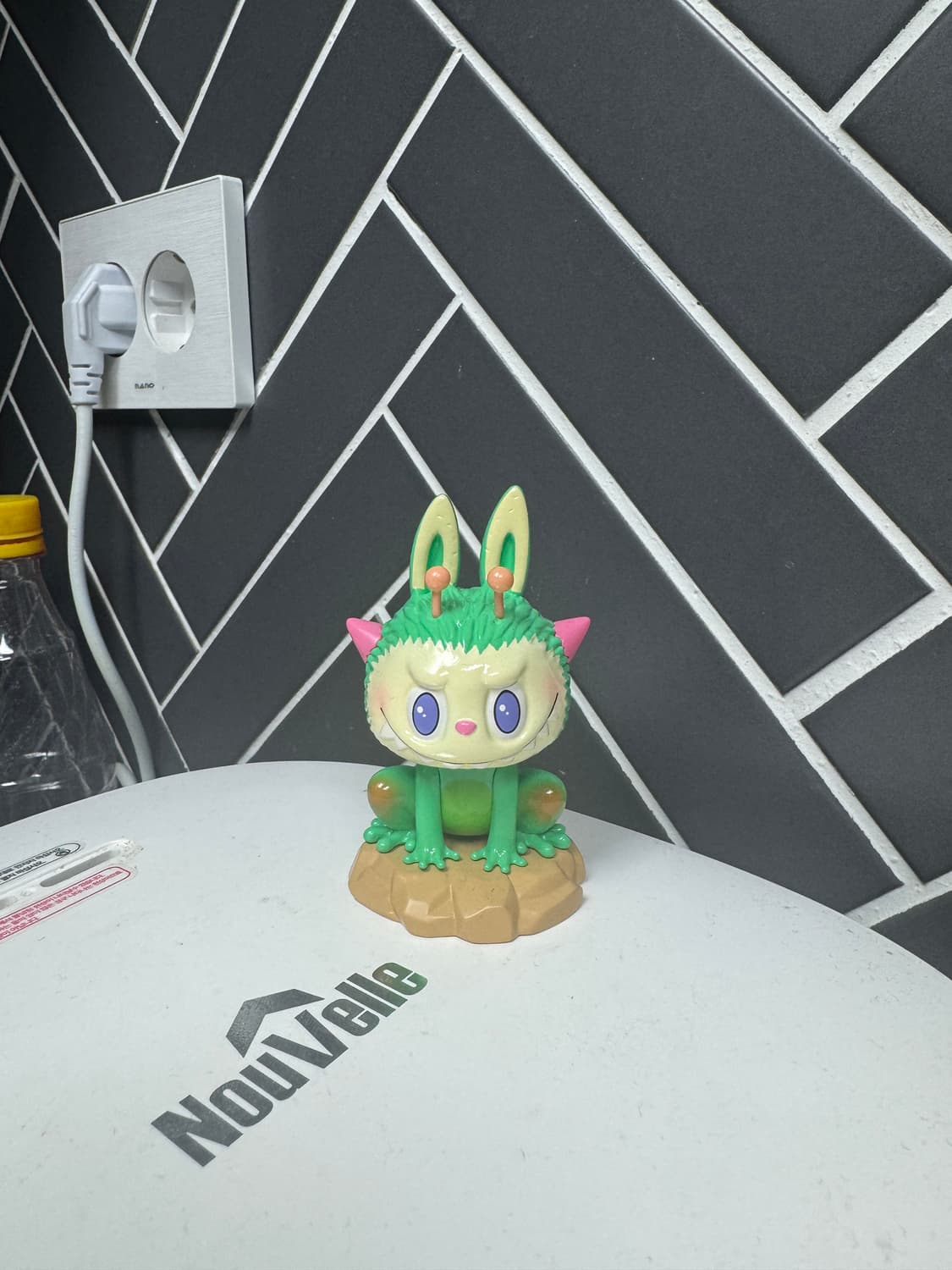 팝마트 정품 라부부 개구리 피규어 상품이미지1