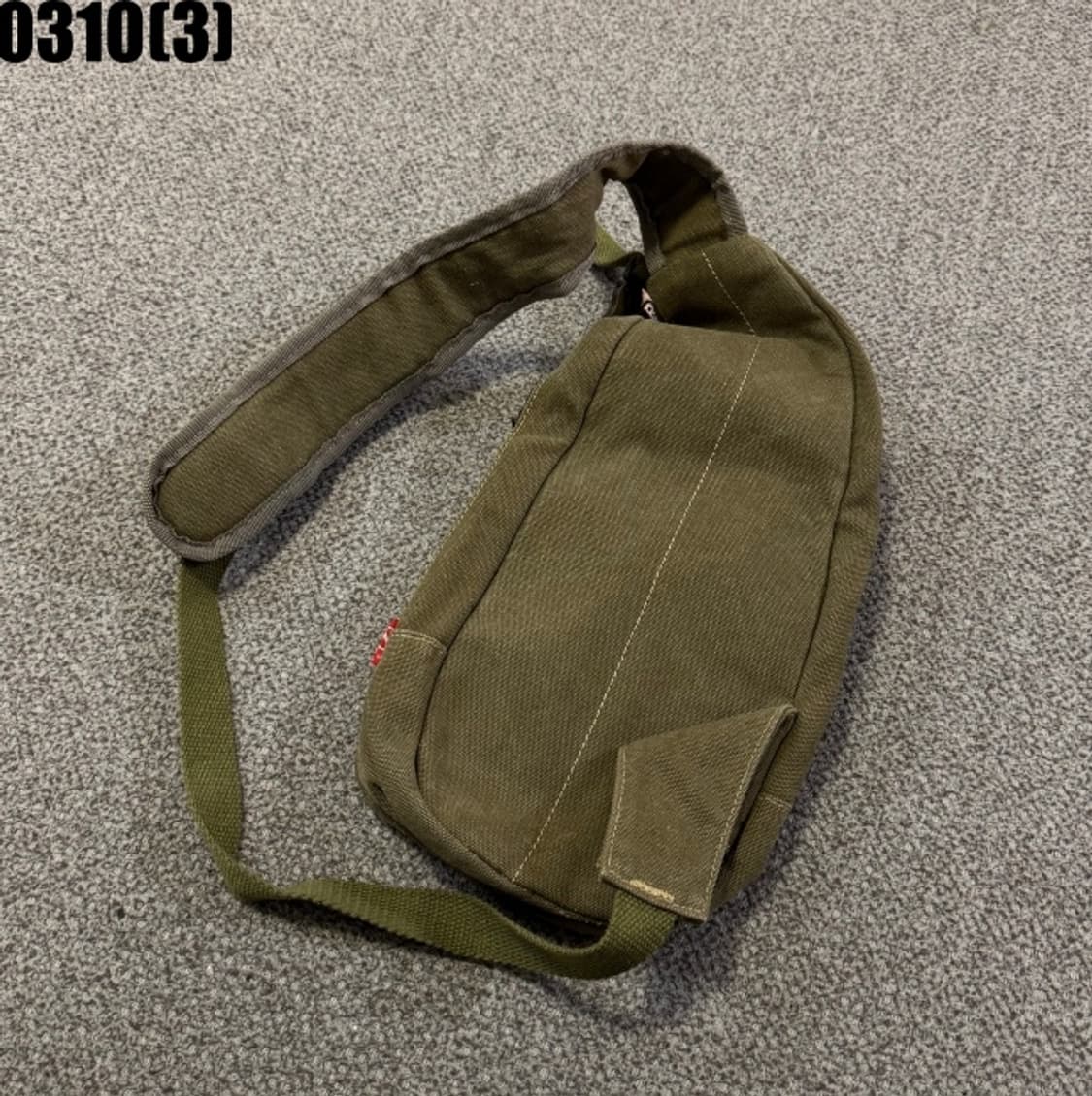 디젤 슬링백 가방 상품이미지4