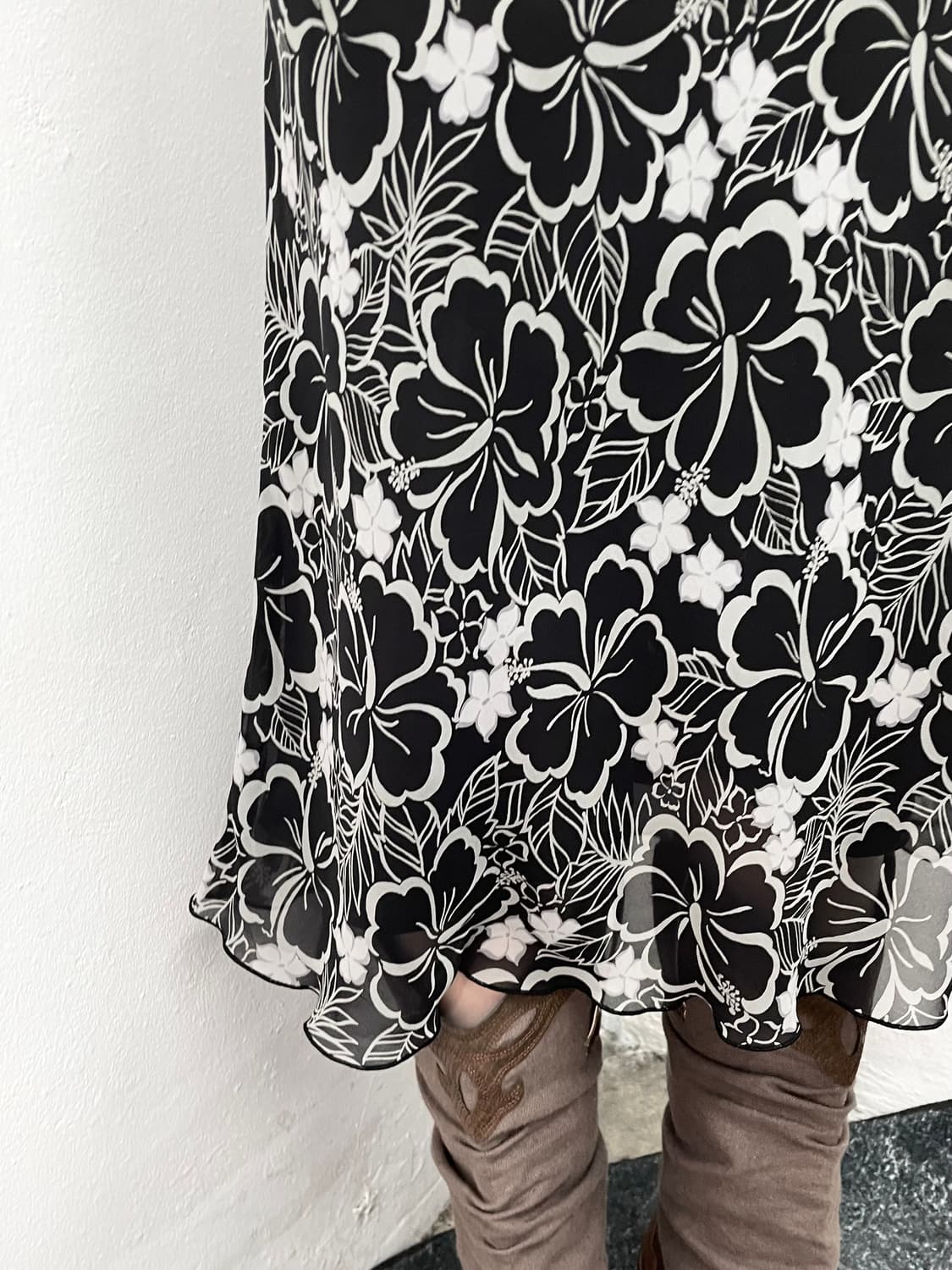 블랙페어리 오리엔탈 시어 스커트 상품이미지3