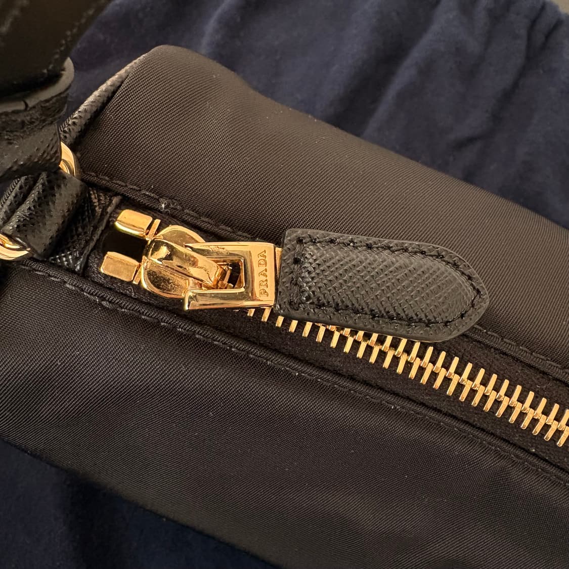 프라다 리나일론백 상품이미지4