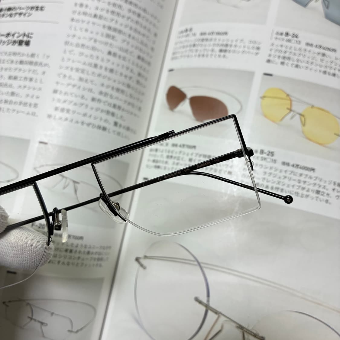 L.A. Eyeworks 엘에이 아이웍스 반무테 티타늄 안경 상품이미지2