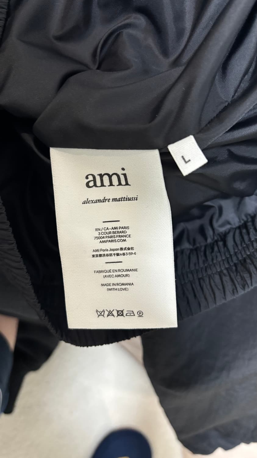 아미 스몰 하트 로고 나일론 패치 자켓 상품이미지5