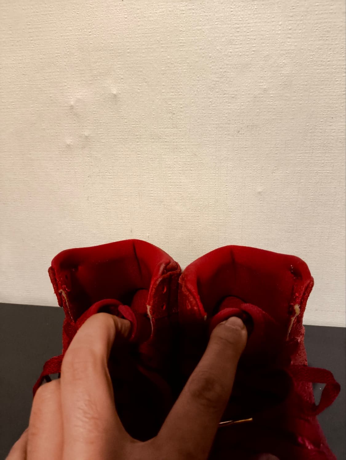 240mm 조던1 레트로 프리미엄 딥토 레드 상품이미지5