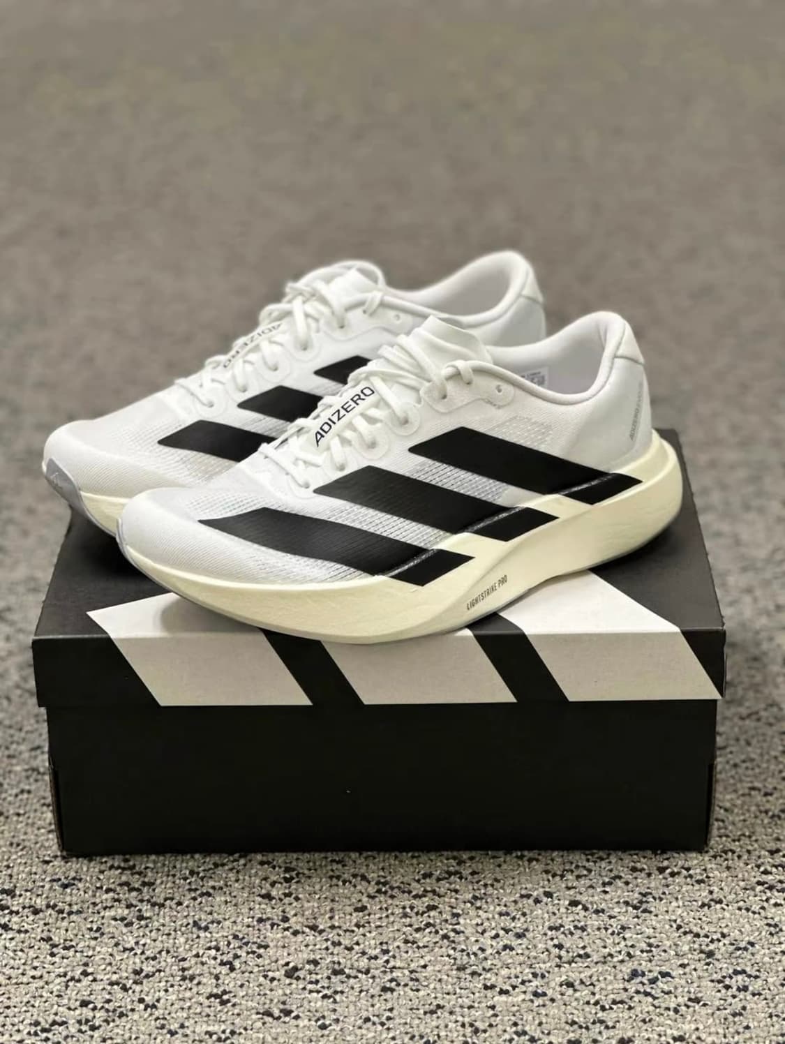 아디다스 아디제로 EVO SL 클라우드 화이트 코어 블랙 상품이미지1