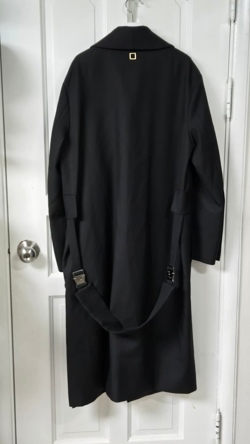 우영미 19FW 시그니쳐 버클 롱코트 상품이미지3