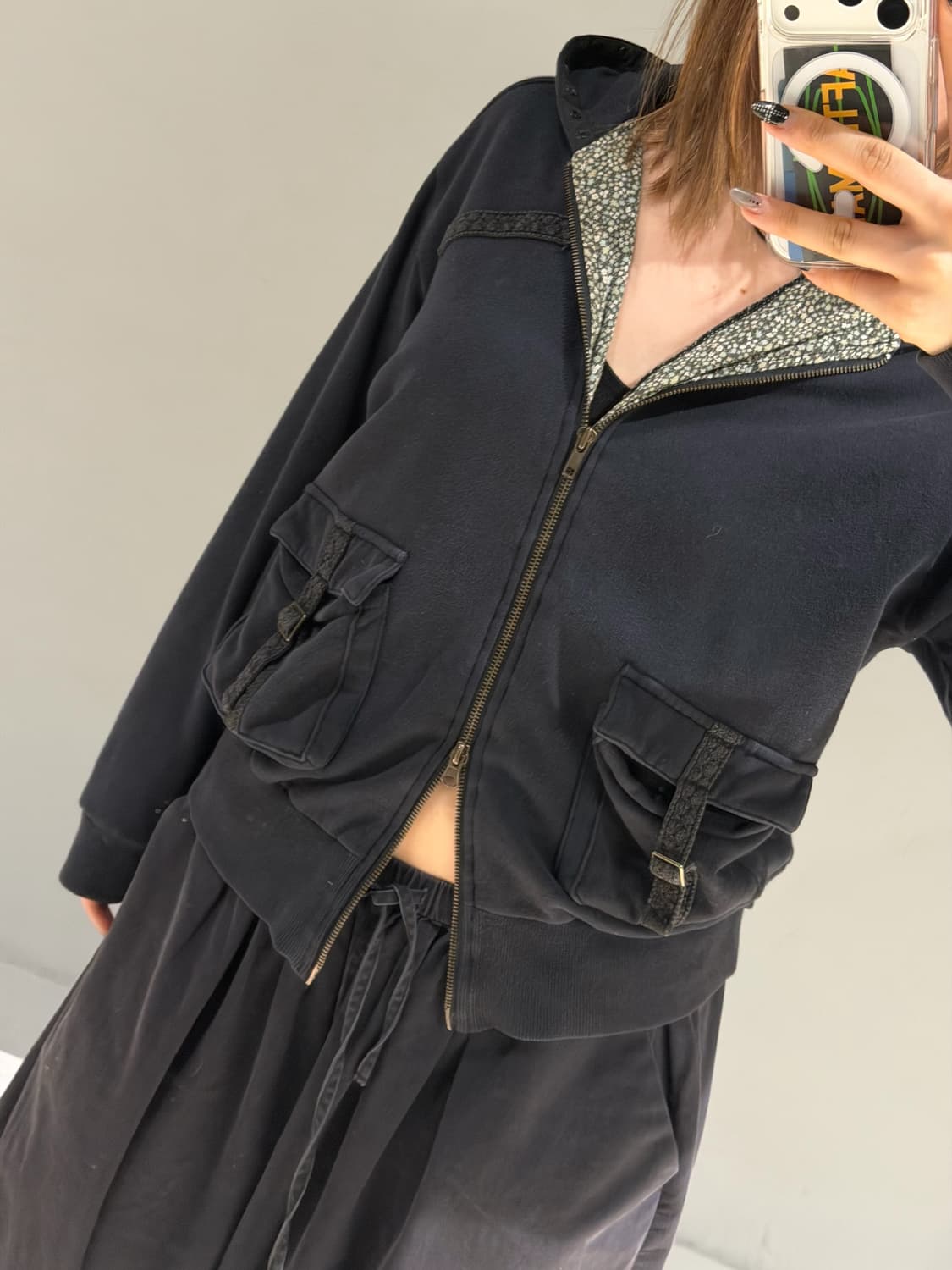 buckle pocket 2-way hood zip-up 상품이미지3